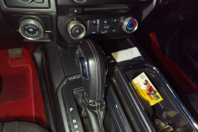 Used Ford F-150 Raptor  Gear Lever