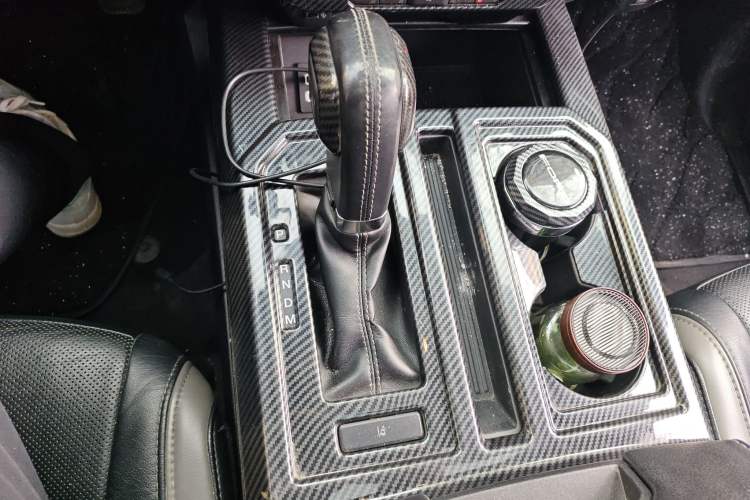 Used Ford F-150 Raptor 2018 3.5T Raptor Performance Enhanced Edition Gear Lever