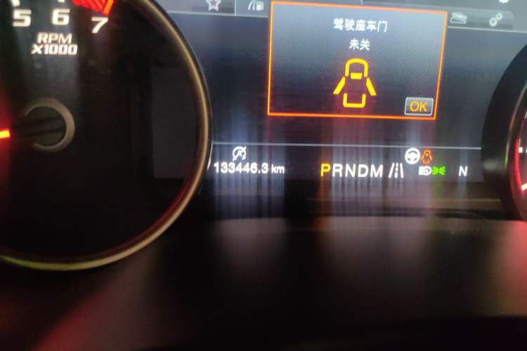 Used Ford F-150 Raptor 2018 3.5T Raptor Performance Enhanced Edition Odometer Close Up