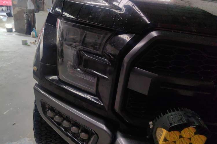 Used Ford F-150 Raptor 2018 3.5T Raptor Performance Enhanced Edition Right Front Headlight