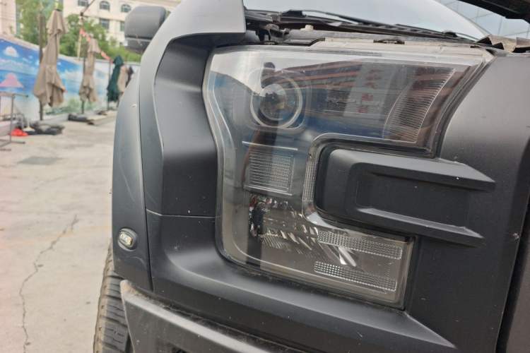 Used Ford F-150 Raptor 2018 3.5T Raptor Performance Enhanced Edition Right Front Headlight