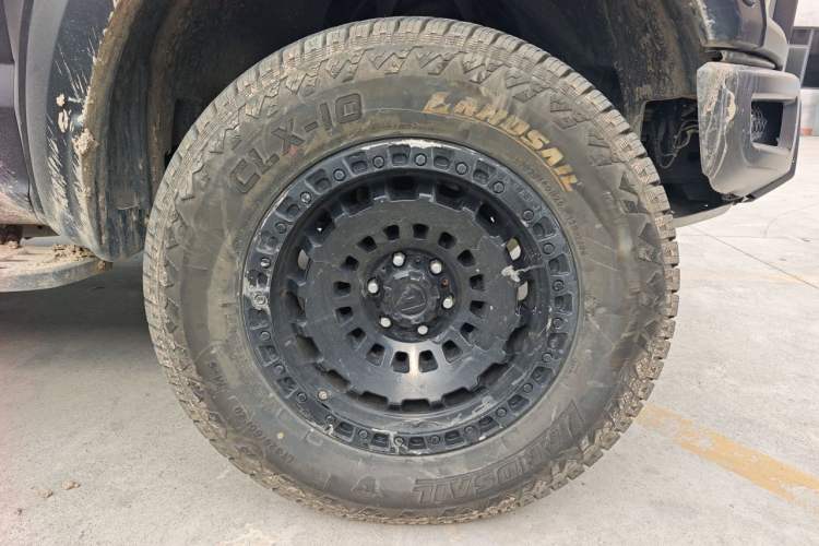 Used Ford F-150 Raptor 2018 3.5T Raptor Performance Enhanced Edition Right Front Wheel Hub
