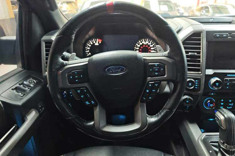 Used Ford F-150 Raptor 2018 3.5T Raptor Performance Enhanced Edition Steering Wheel