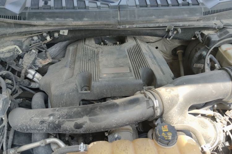Used Ford F-150 Raptor 2018 3.5T Raptor Performance Enhanced Edition Engine Bay