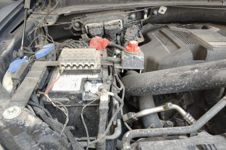 Used Ford F-150 Raptor 2018 3.5T Raptor Performance Enhanced Edition Engine Bay Right