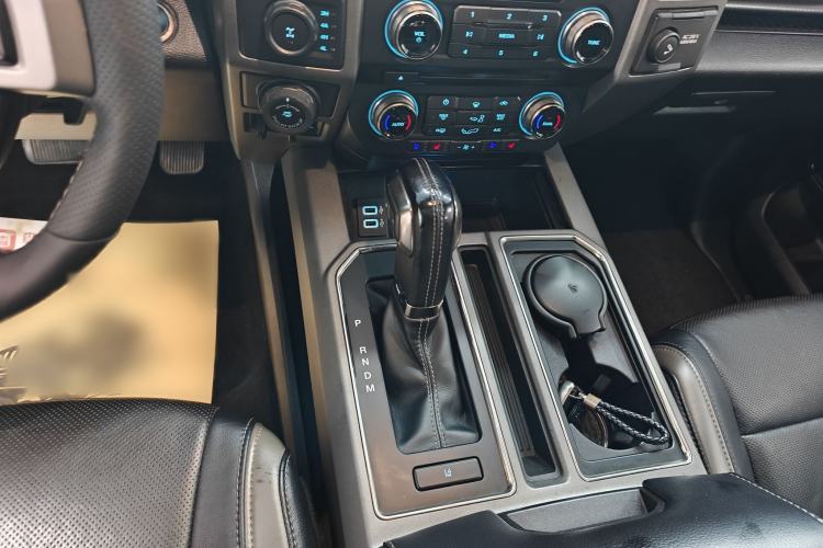 Used Ford F-150 Raptor 2018 3.5T Raptor Performance Enhanced Edition Interior 4
