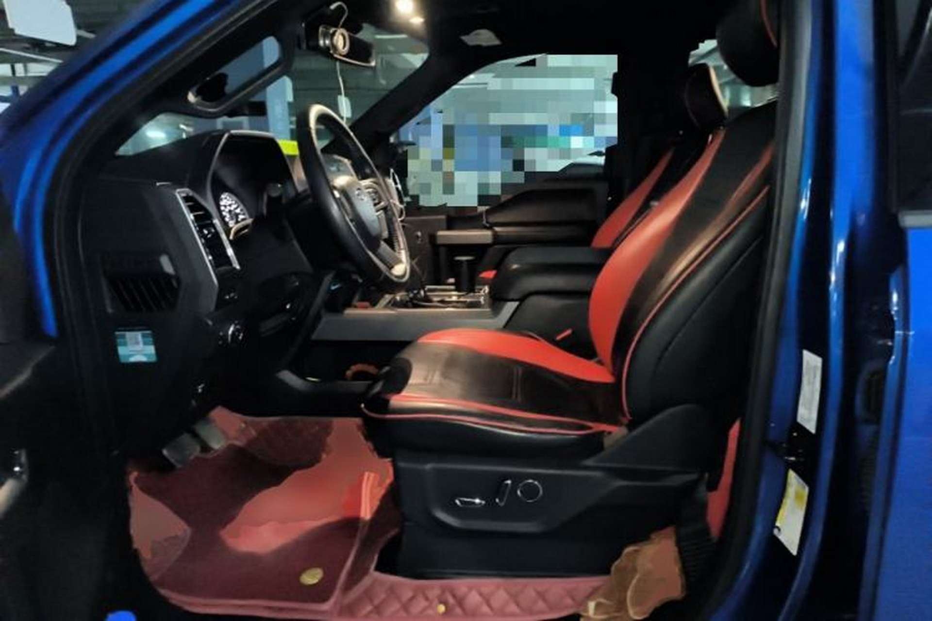 Used Ford F-150 Raptor  Left Front Seat