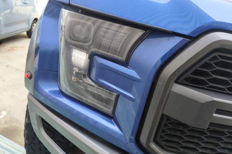Used Ford F-150 Raptor 2018 3.5T Raptor Performance Enhanced Edition Right Front Headlight