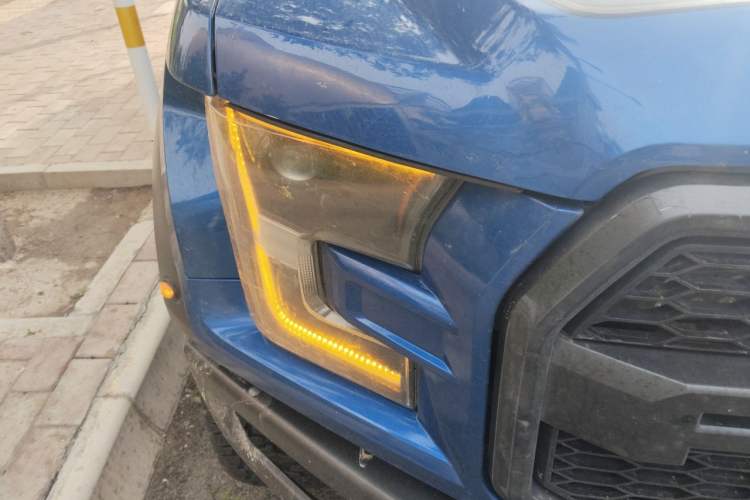 Used Ford F-150 Raptor 2018 3.5T Raptor Performance Edition Right Front Headlight
