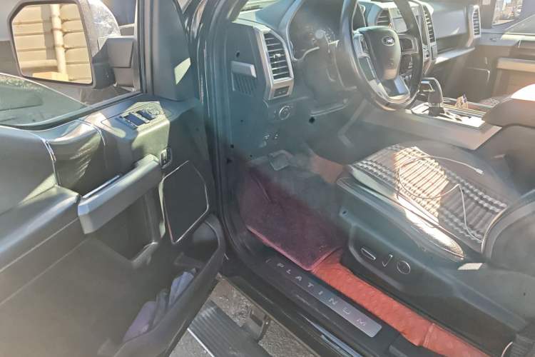 Used Ford F-150 Raptor 2018 3.5T Raptor Performance Edition Driver Seat