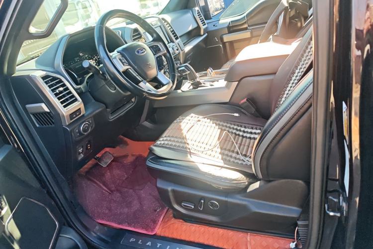 Used Ford F-150 Raptor 2018 3.5T Raptor Performance Edition Left Front Seat