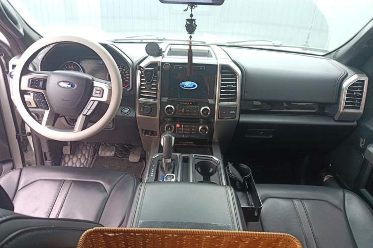 Used Ford F-150 Raptor  Center Console