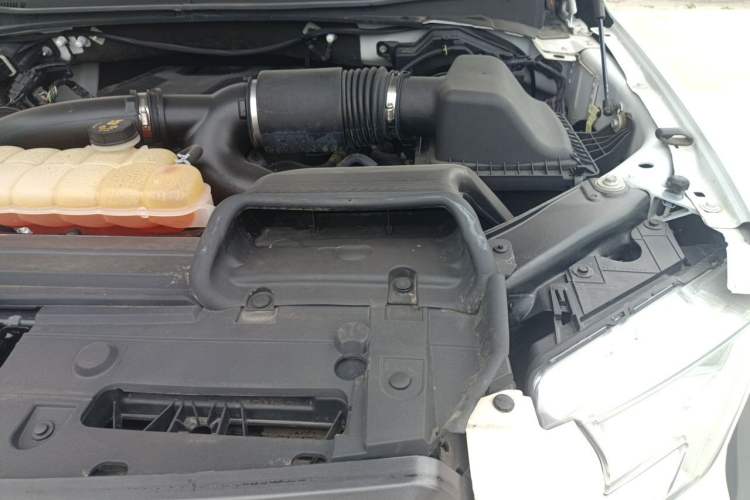 Used Ford F-150 Raptor  Engine Bay Left