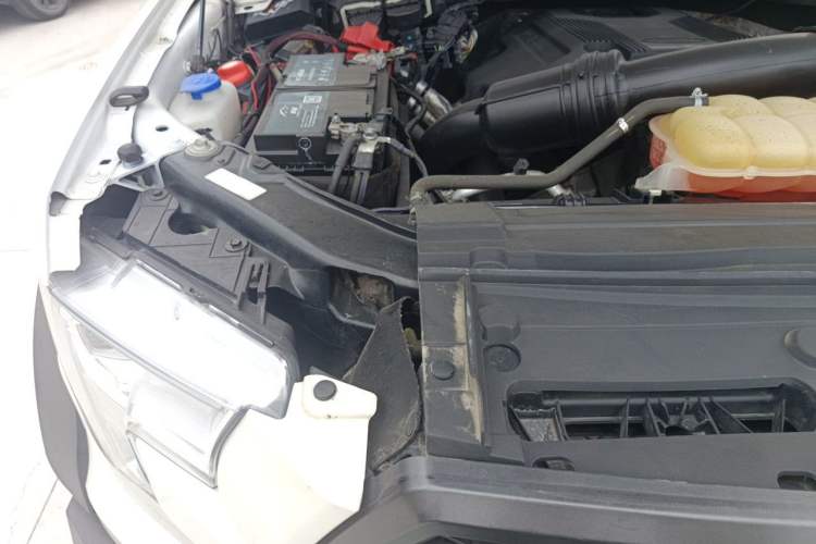 Used Ford F-150 Raptor  Engine Bay Right