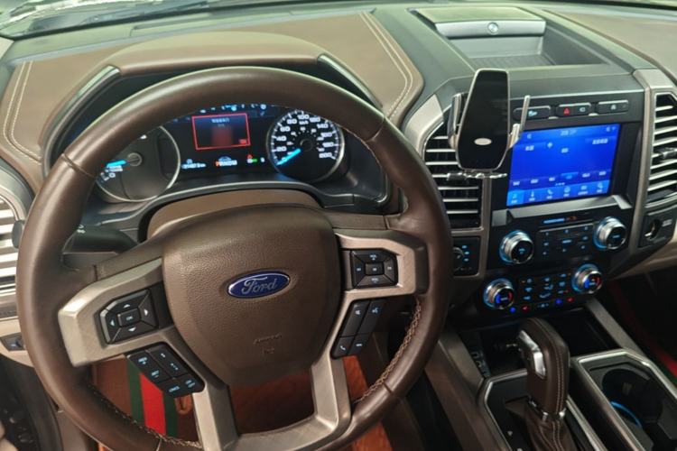 Used Ford F-150 Raptor 2019 3.5T LTD Center Console