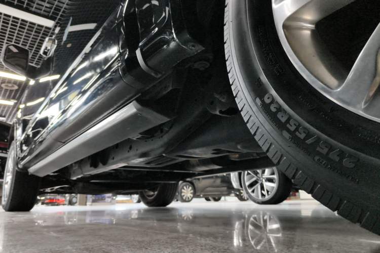 Used Ford F-150 Raptor 2019 3.5T LTD Chassis Rear Left