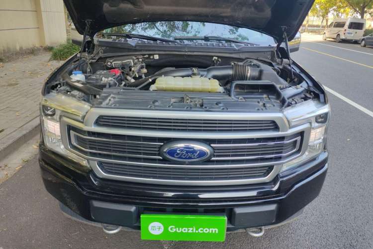 Used Ford F-150 Raptor 2019 3.5T LTD Engine Bay