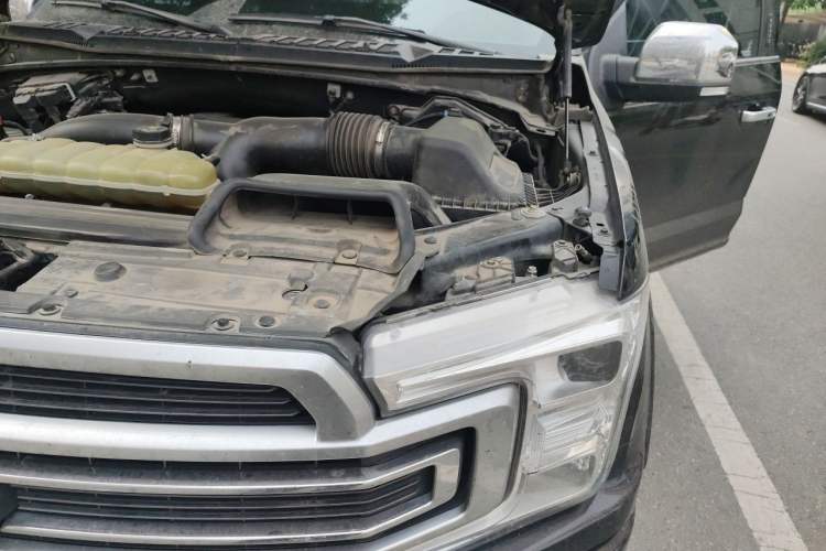 Used Ford F-150 Raptor 2019 3.5T LTD Engine Bay Left