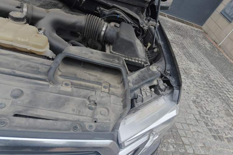 Used Ford F-150 Raptor 2019 3.5T LTD Engine Bay Left