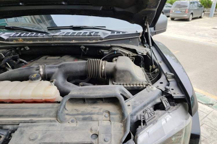 Used Ford F-150 Raptor 2019 3.5T Raptor Performance Enhanced Edition Engine Bay Left