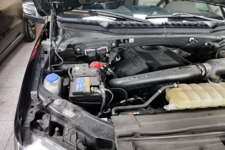 Used Ford F-150 Raptor 2019 3.5T LTD Engine Bay Right