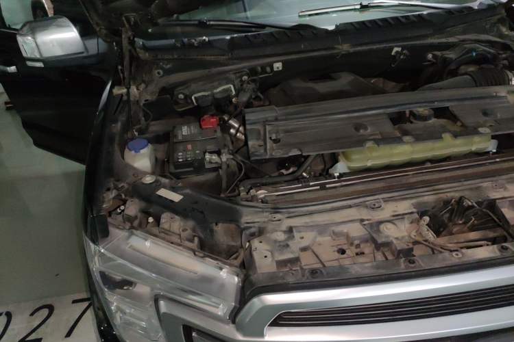 Used Ford F-150 Raptor 2019 3.5T LTD Engine Bay Right