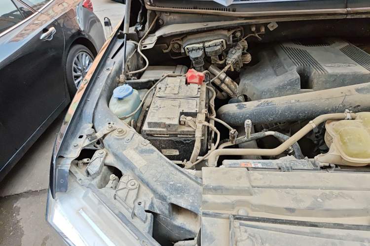 Used Ford F-150 Raptor 2019 3.5T LTD Engine Bay Right