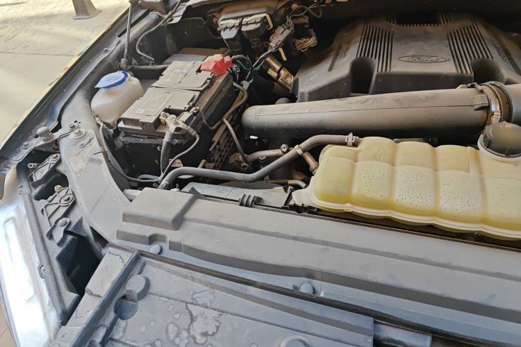 Used Ford F-150 Raptor 2019 3.5T LTD Engine Bay Right