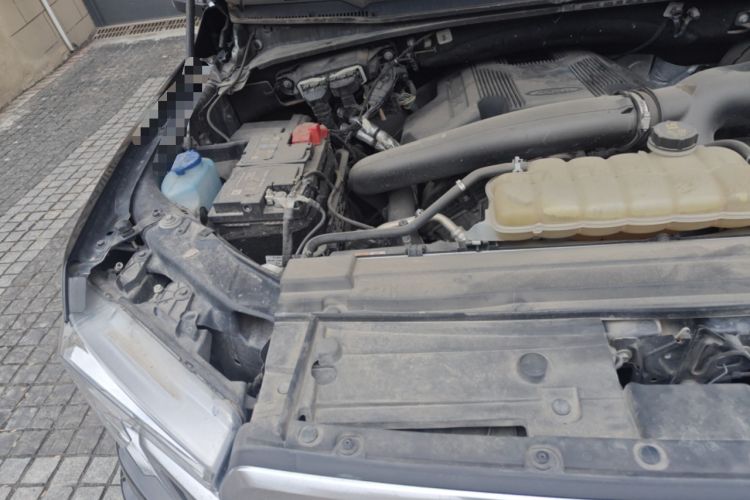 Used Ford F-150 Raptor 2019 3.5T LTD Engine Bay Right