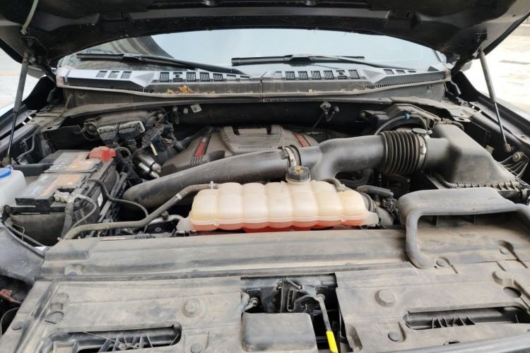 Used Ford F-150 Raptor 2019 3.5T Raptor Performance Enhanced Edition Engine Bay