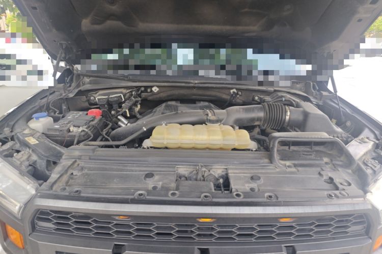 Used Ford F-150 Raptor 2019 3.5T LTD Engine Bay