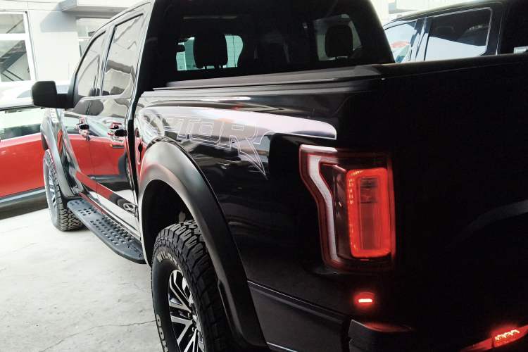 Used Ford F-150 Raptor 2019 3.5T Raptor Performance Enhanced Edition Exterior 3
