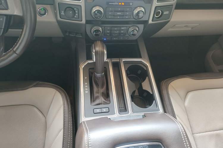 Used Ford F-150 Raptor 2019 3.5T LTD Gear Lever
