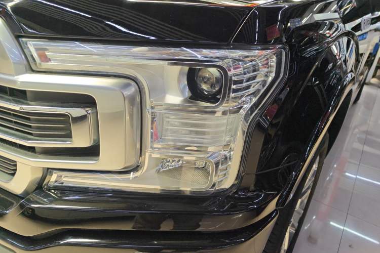 Used Ford F-150 Raptor 2019 3.5T LTD Left Front Headlight