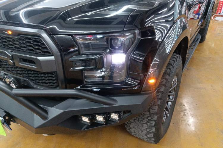 Used Ford F-150 Raptor 2019 3.5T Raptor Polar Blue Limited Edition Left Front Headlight
