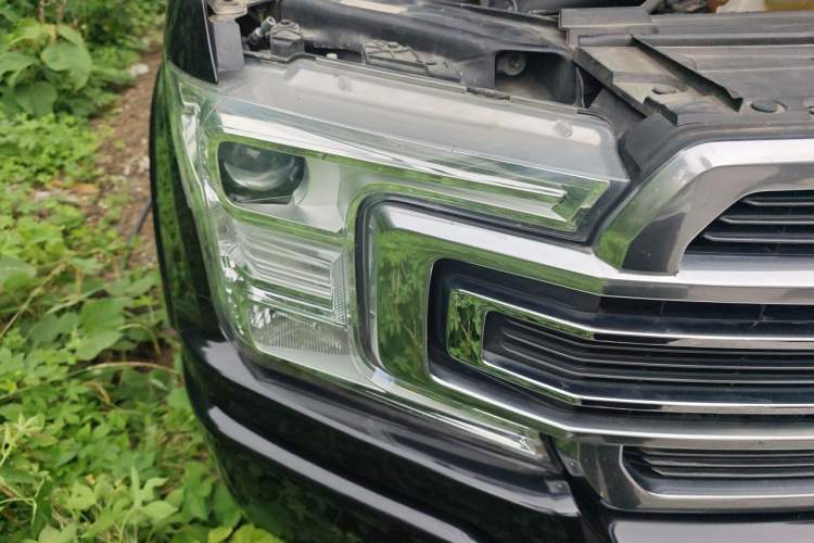 Used Ford F-150 Raptor 2019 3.5T LTD Right Front Headlight
