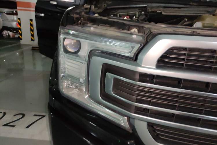 Used Ford F-150 Raptor 2019 3.5T LTD Right Front Headlight