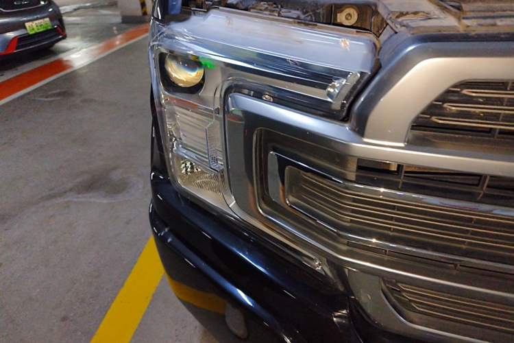 Used Ford F-150 Raptor 2019 3.5T LTD Right Front Headlight