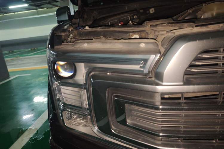 Used Ford F-150 Raptor 2019 3.5T LTD Right Front Headlight