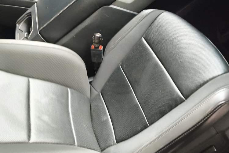 Used Ford F-150 Raptor 2019 3.5T Raptor Performance Enhanced Edition Right Front Seat