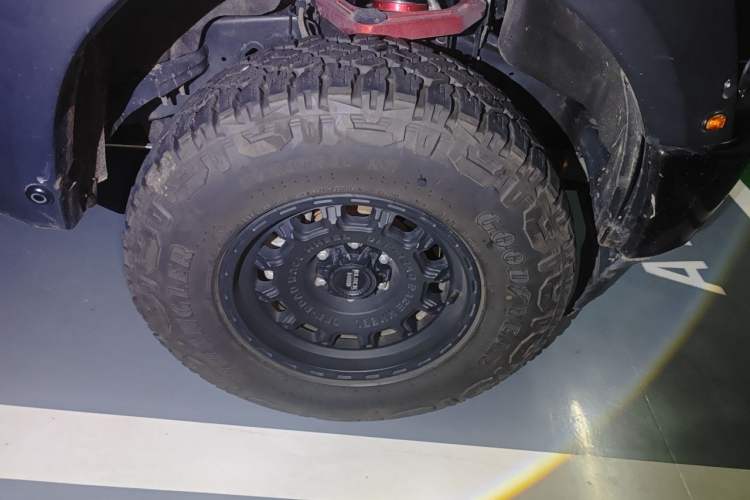 Used Ford F-150 Raptor 2019 3.5T LTD Right Front Wheel Hub