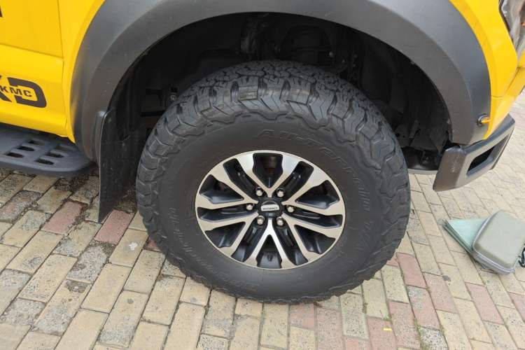 Used Ford F-150 Raptor 2019 3.5T Raptor Performance Enhanced Edition Right Front Wheel Hub