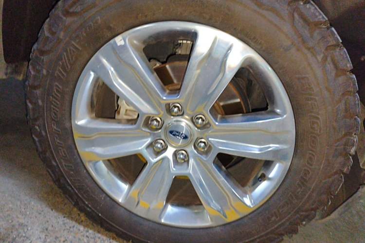 Used Ford F-150 Raptor 2019 3.5T LTD Right Front Wheel Hub