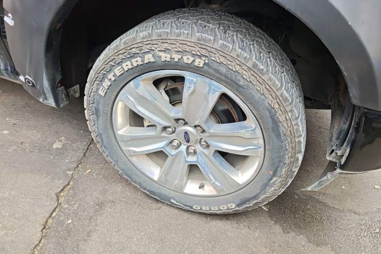 Used Ford F-150 Raptor 2019 3.5T LTD Right Front Wheel Hub