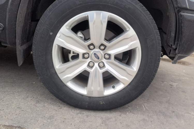 Used Ford F-150 Raptor 2019 3.5T LTD Right Front Wheel Hub