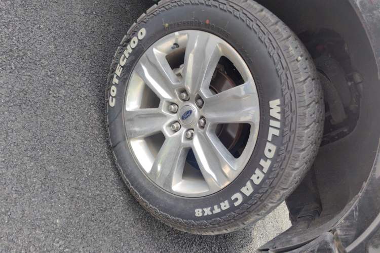 Used Ford F-150 Raptor 2019 3.5T LTD Right Front Wheel Hub