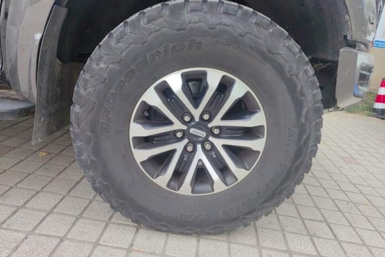 Used Ford F-150 Raptor 2019 3.5T Raptor Performance Enhanced Edition Right Front Wheel Hub