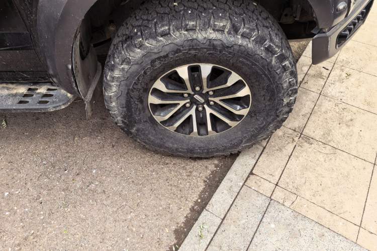 Used Ford F-150 Raptor 2019 3.5T Raptor Performance Enhanced Edition Right Front Wheel Hub
