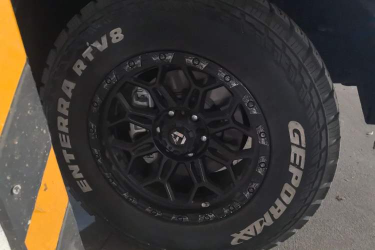 Used Ford F-150 Raptor 2019 3.5T LTD Right Front Wheel Hub