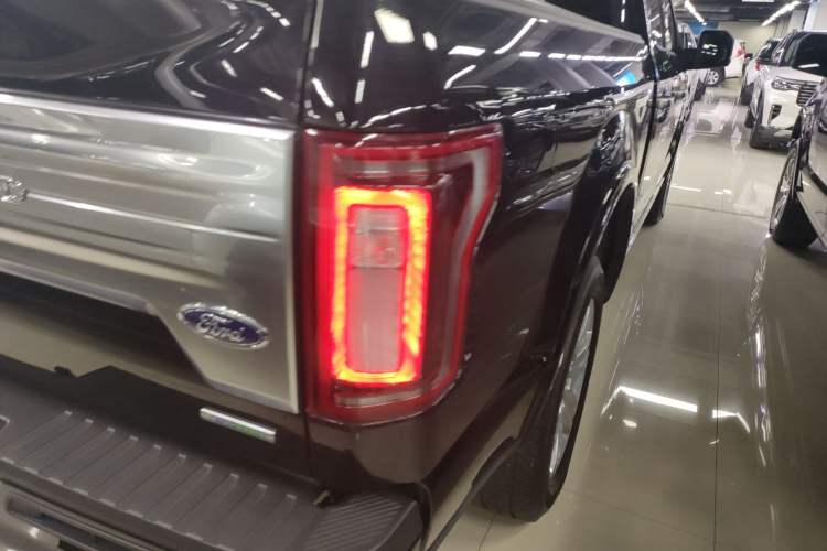 Used Ford F-150 Raptor 2019 3.5T LTD Right Rear Taillight